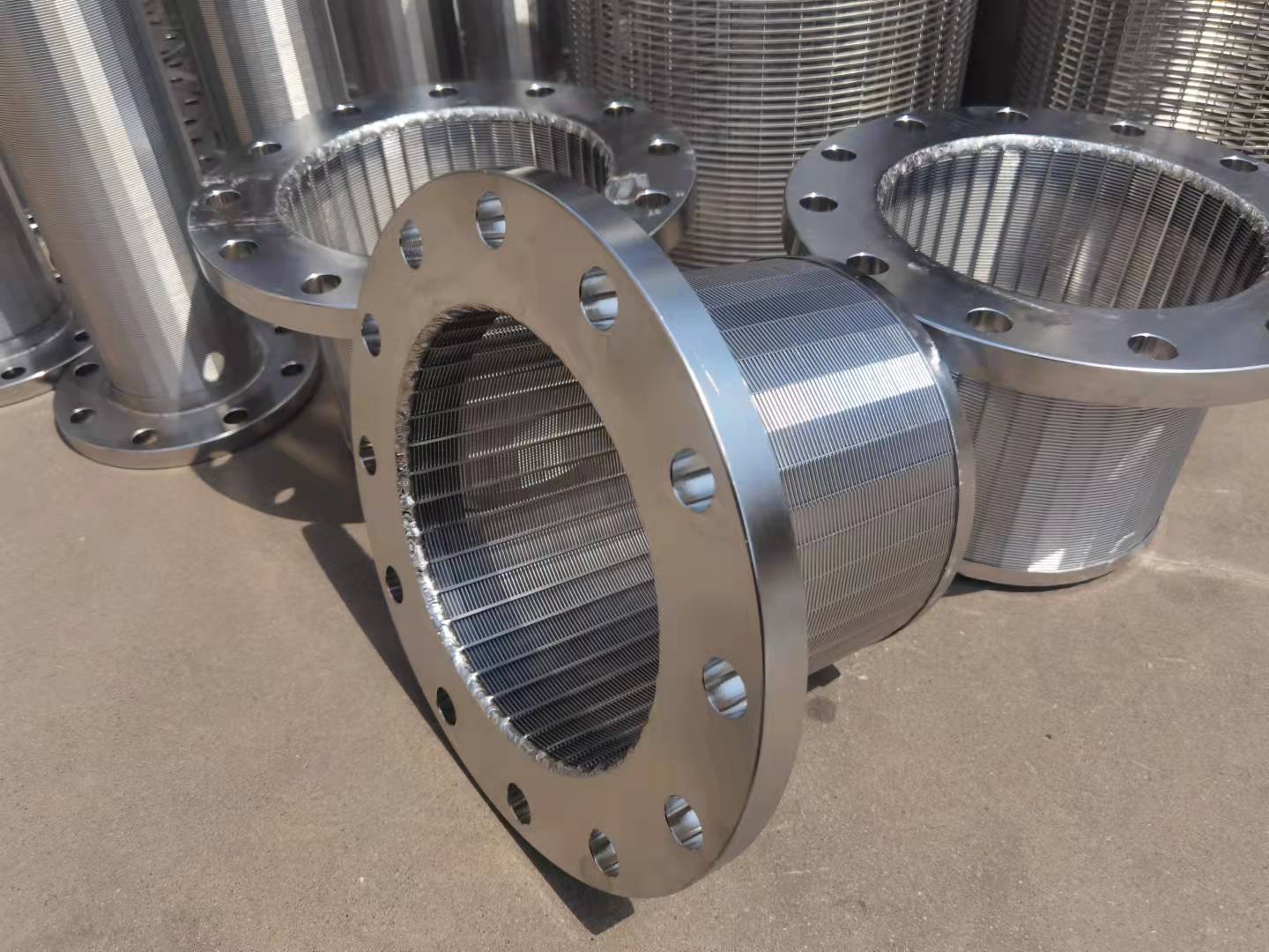 Tuberías de filtración para pozos geotérmicos con alambre enrollado en forma de V totalmente soldado